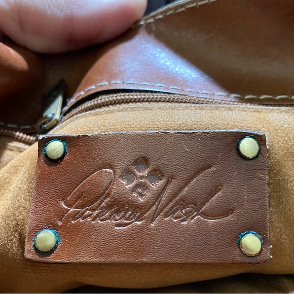 Patricia Nash Floral ‘Venezia Pouch’ Crossbody Bag - Picture 9 of 10